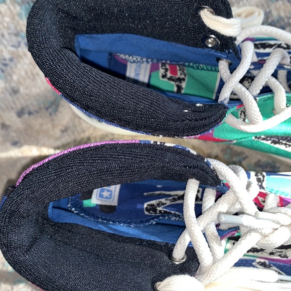 New Converse x Fear Of God Chuck Taylor - Picture 3 of 5